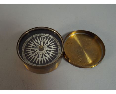 A Brass Cased Pocket Compass, 5cm Diameter