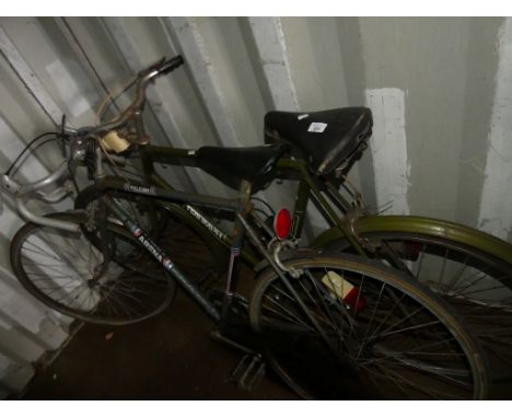 A vintage Triumph Traffic Master bicycle and a Rayleigh Arena racing cycle (2)