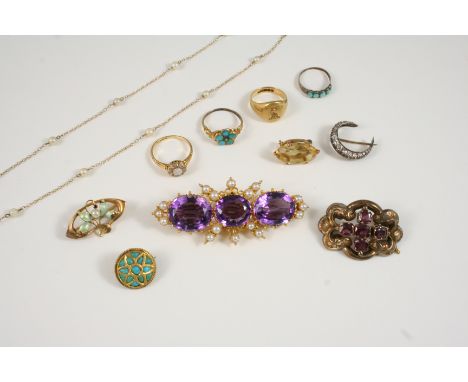 A QUANTITY OF JEWELLERY including an amethyst, half pearl and gold brooch, an Art Nouveau enamel and 15ct. gold foliate brooc