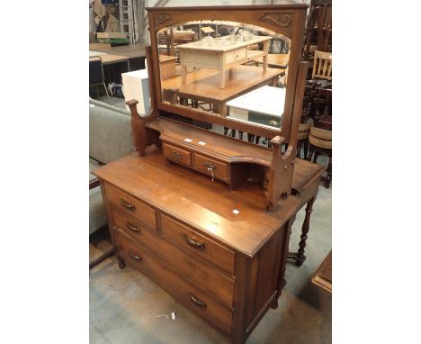 Mahogany dressing table with mirror