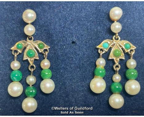 *A PAIR OF CULTRED PEARL AND GREEN TURQUOISE DROP EARINGS IN 9CT GOLD, HALLMARKED LONDON 1967