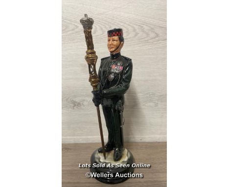 MICHAEL J SUTTY HAND PAINTED PORCELAIN FIGURE, 2ND K.E.O GURKHA RIFLES, MODEL NO. 54 LIMITED EDITION OF 250, DAMAGE TO THE ST