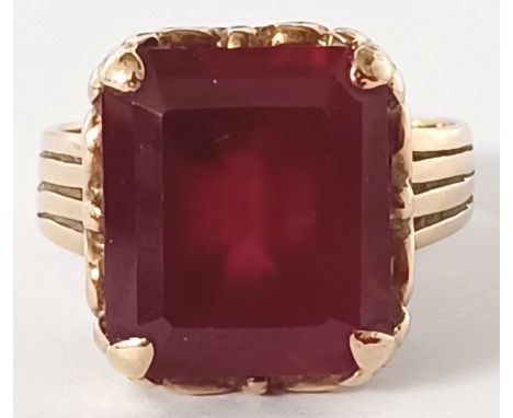 9CT GOLD SYNTHETIC RUBY RING SIZE R 7.7g STONE SIZE APPROX 15MM X 12.5MM