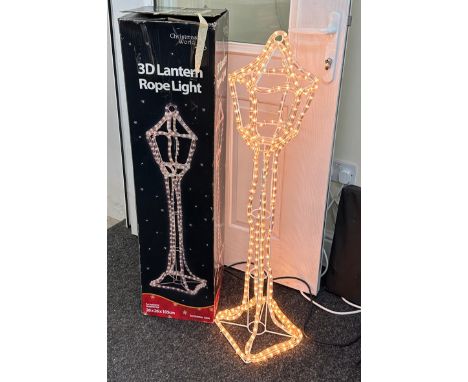 3d Lantern rope light, approximate measurements: 26 x 26x 105cm, working order