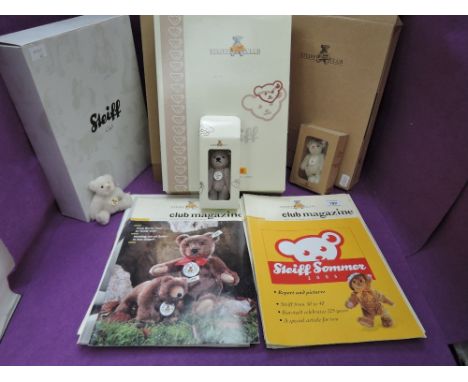 Five modern Steiff Collectors Club Miniature Bears, 2001, 2003,2004, 2005 and Alpaca all in display boxes along with various 