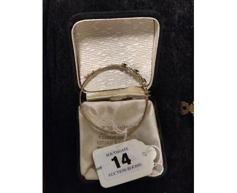 9CT GOLD BANGLE - SAPPHIRE &amp; DIAMOND - APPROX 4.1 GRAMS