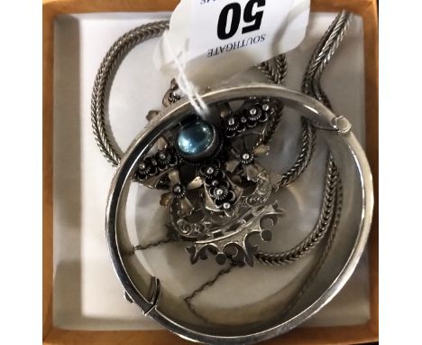 SILVER BANGLE CHAIN WITH TWO SILVER BROOCHES - APPROX. 2 ozs