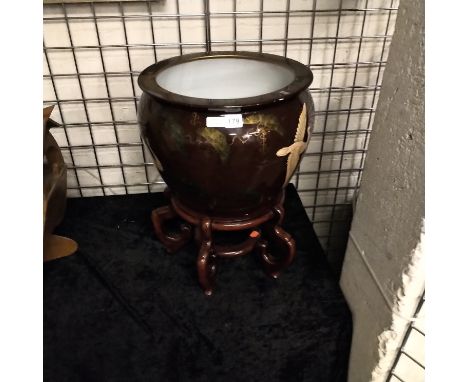 LARGE ORIENTAL PLANTER ON WOOD STAND