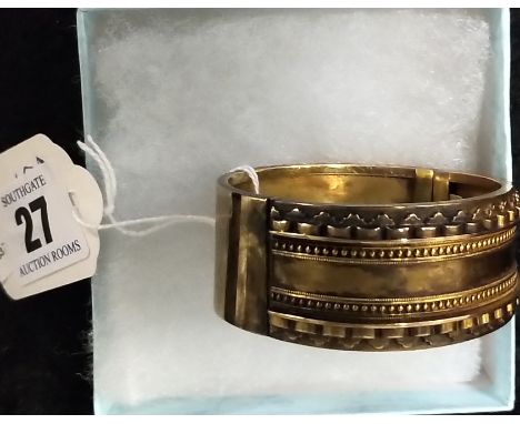 9CT GOLD BANGLE - APPROX 33.7G