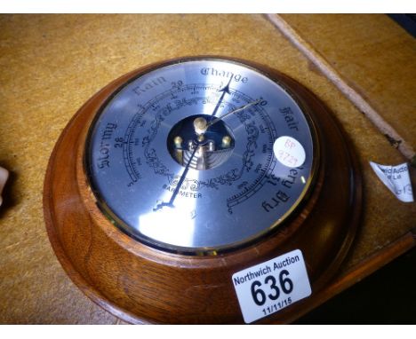 Oak cased aneroid barometer 