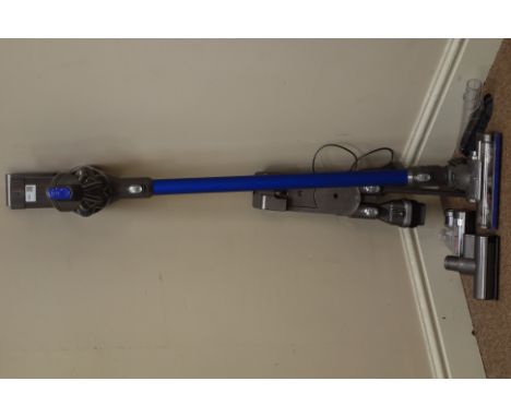 Dyson DC-44 'Animal' hand held vacuum cleaner  (This item is PAT tested - 5 day warranty from date of sale)   Condition Repor