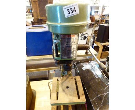 Workshop bench pillar drill