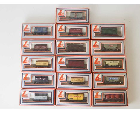 A group of LIMA OO gauge wagons of various types - VG in G/VG boxes (16)