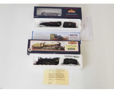 A pair of BACHMANN steam locomotives comprising a Class B1 8308 'Klipspringer' in WW2 NE black livery (Frizinghall Model Rail