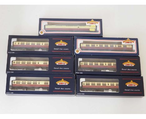 A group of BACHMANN OO gauge Bulleid and Thompson passenger coaches in BR crimson and cream livery - VG in G/VG boxes (7)