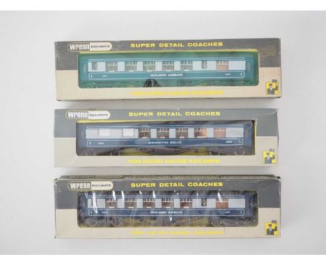 A set of WRENN OO gauge Pullman cars in BR blue/grey / Golden Arrow &amp; Brighton Belle liveries comprising 2x W6005 / W6005