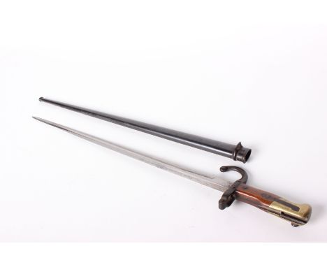 A French Yataghan bayonet with T form blade circa 1877. Epee bayonet for the Gras Rifle With manufacturing inscription to bla