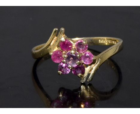 9ct gold ladies ruby set ring size M