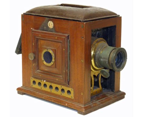 "The Pullman Lantern", S.J.L &amp; Co. magic lantern slide projector No. 14112 Condition reports are not available for our In