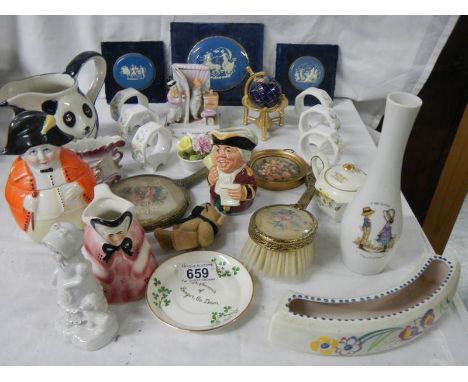 A mixed lot of collectable ceramics etc., napkin rings, Poole, miniature world globe etc.,