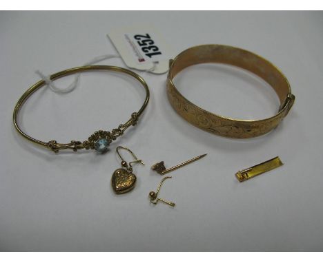 A 9ct Gold Bangle, of Edwardian style; together with a "9ct R. Gold" wide hinged bangle, a heart earring, damaged bar brooch.
