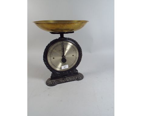 A Set of Salters Family Scales Number 45