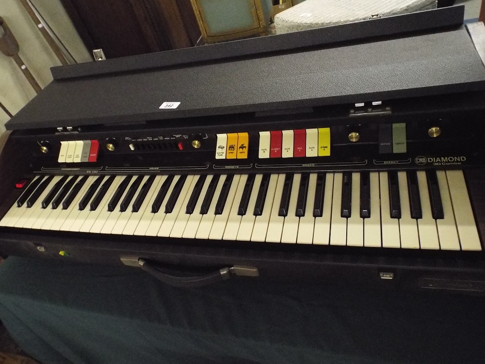 A Cavendish CRB Diamond 30 Combo Organ with Various Pre Settings