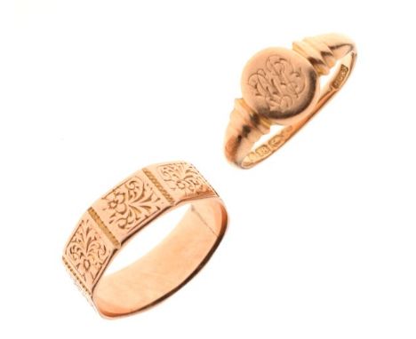 18ct gold signet ring, 3.5g approx, size P, together with a 9ct gold wedding band of octagonal panel design, 3g approx, size 