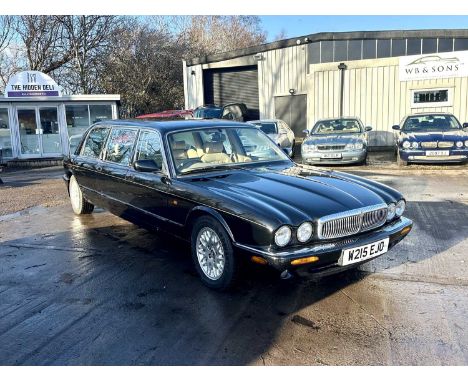 Registration: W215EJO  VIN: SAJAC11E0YLF09273  Mileage Showing: 70,000  Transmission: Automatic  MOT: 02/07/2023Full descript