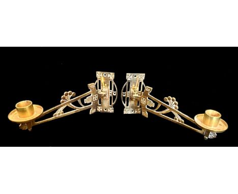 Early 20th century hinged scones for piano in Jugendstil with original brass flathead screws.Length: 22cm.   Height mounting 