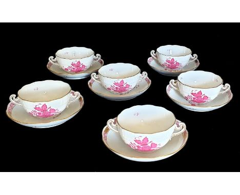 Herend Apponyi, 6 soup bowls and 6 plates.6 Soup bowls, hard paste porcelain, white ground, with Chinese raspberry decoration