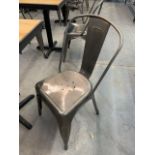 (17) Chaises, métal gris