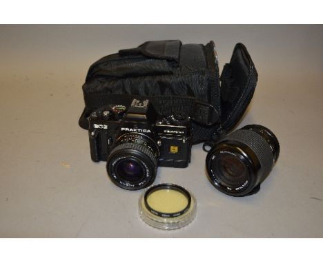 A PRAKTICA BC3 ELECTRONIC SLR CAMERA, fitted with Pentacon MC 28mm 1:2.8 lens, a Pentacon MC PB 55-200mm 1:4 lens, a Pentacon