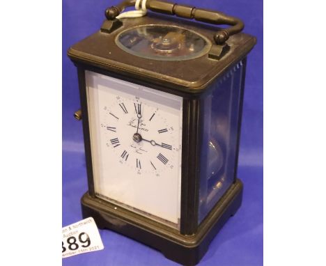 Sainte Luxanne French brass cased carriage clock, with key, H: 13 cm. P&amp;P Group 3 (£25+VAT for the first lot and £5+VAT f