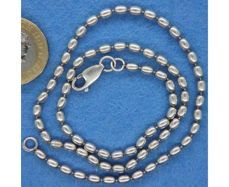 925 silver neck chain, L: 42 cm. P&amp;P Group 1 (£14+VAT for the first lot and £1+VAT for subsequent lots) 