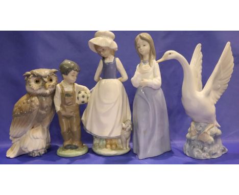 Three Nao figurines, goose and owl, no cracks, chips or visible restoration. P&amp;P Group 3 (£25+VAT for the first lot and £
