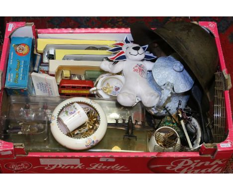 A box of collectables to include a Don pottery tea pot and a desk stamp, costume jewellery and Days Gone By boxed vehicles.