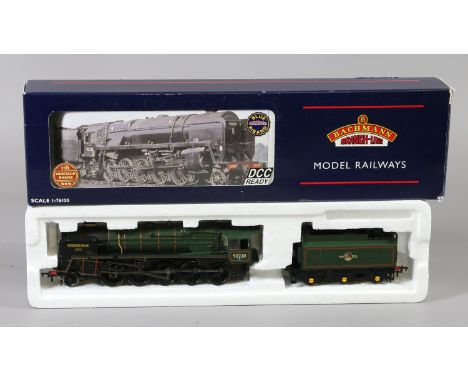 A Bachmann model railways 00 gauge 2-10-0 locomotive and tender. Standard 92220 Evening Star.  Condition Report. To be used a