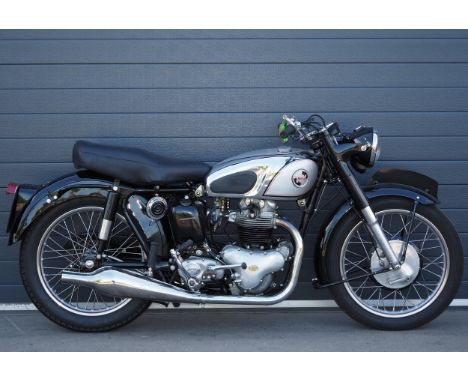 Norton Model 7 Dominator motorcycle. 1955. 500cc. Frame No. K1261617Engine No. K1261617Old green logbook.Reg. 272 XVY. V5.