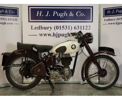BSA C11G motorcycle project. 1955. 250cc. Frame No. BC11S 56721Engine No. BC11G 23059. Does not match logbook. Engine turns o