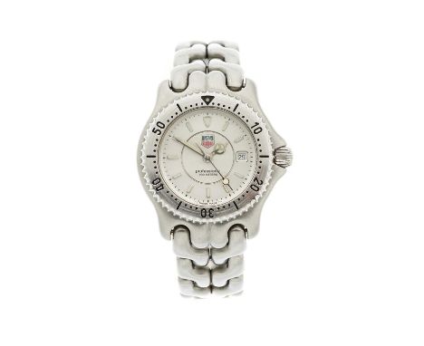 Tag Heuer, a stainless steel Link bracelet watch, reference WG131B, quartz movement with quick date set, serial KJ5354, fitte