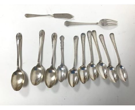 A quantity of Edwardian silver coffee spoons including a set of six Sheffield silver spoons with geometric border (each: 12cm