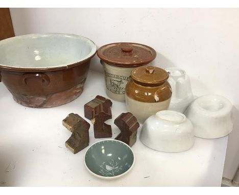 A group of ceramics including a glazed stoneware bowl (18cm x 39cm), a Buttercup Dairy Company lidded pot (a/f), a Crown Bran