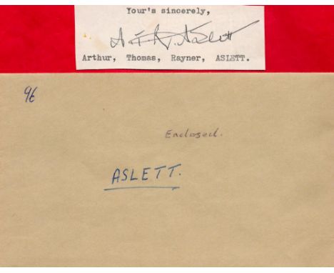 WW2 Sgt A T R Aslett Battle of Britain Pilot Hand signed signature card, with printed name. Good condition. All autographs co