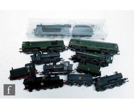Nine OO gauge Bachmann locomotives, diesel and steam outline, some DCC Ready, to include 4-6-0 Jubilee Class BR green 'Baroda