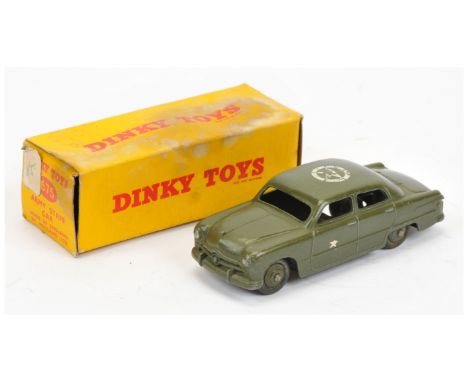 Dinky 675 (170m) Export issue Ford "Army Staff" Car - gloss olive green including rigid hubs, white star on doors and roof sm