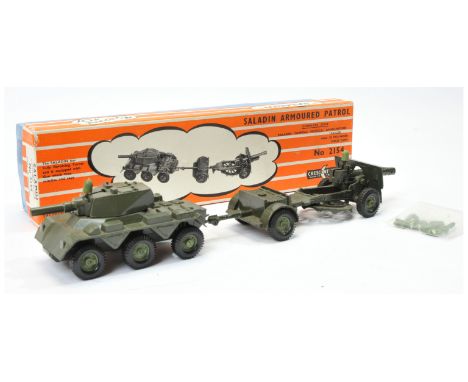 Crescent Toys 2154 Saladin Armoured patrol set to include - Saladin armoured tank, Ammunition trailer and field gun - all fin