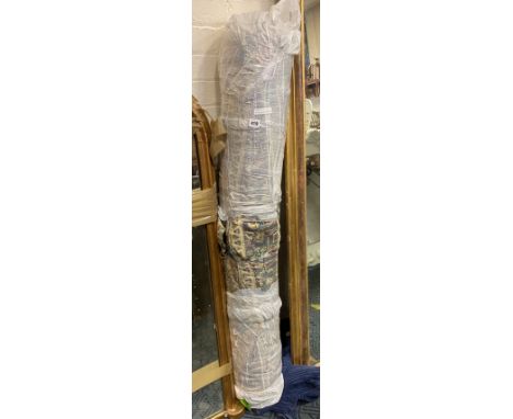 APPROX 30 METRES TAPESTRY STYLE FURNISHING FABRIC