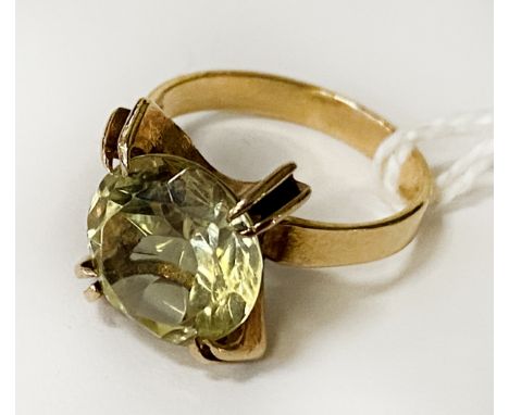 VINTAGE 9CT ROSE GOLD &amp; PERIDOT RING - SIZE M/N