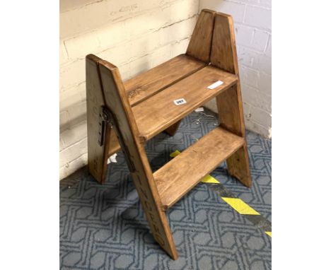 WOODEN CHAMPAGNE LADDER